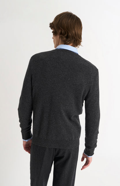 Pringle of Scotland Men’s Cashmere V-Neck Jumper In Charcoal Melange rear view