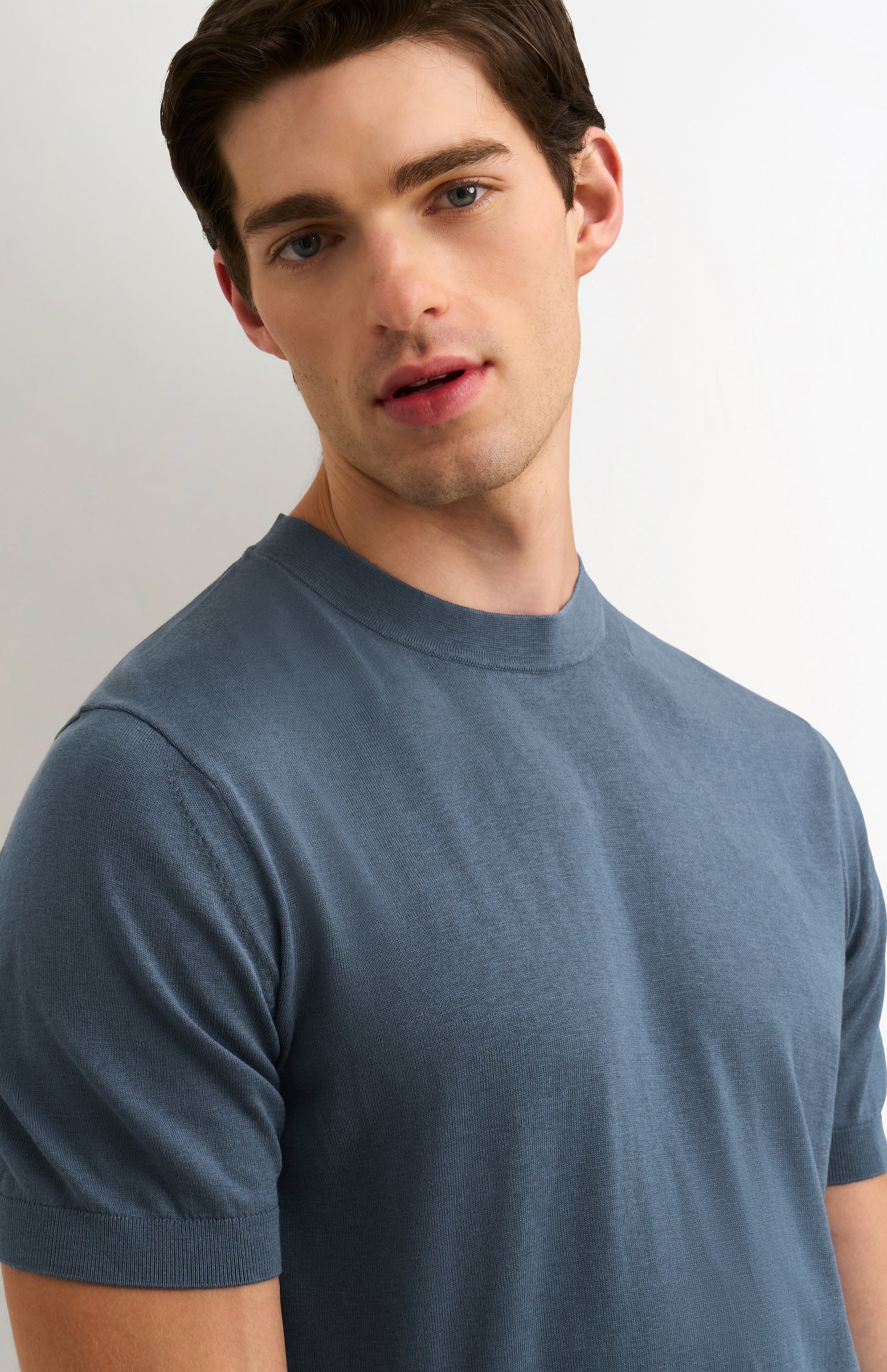 Men's Silk And Cotton Knitted Tee In Blue
