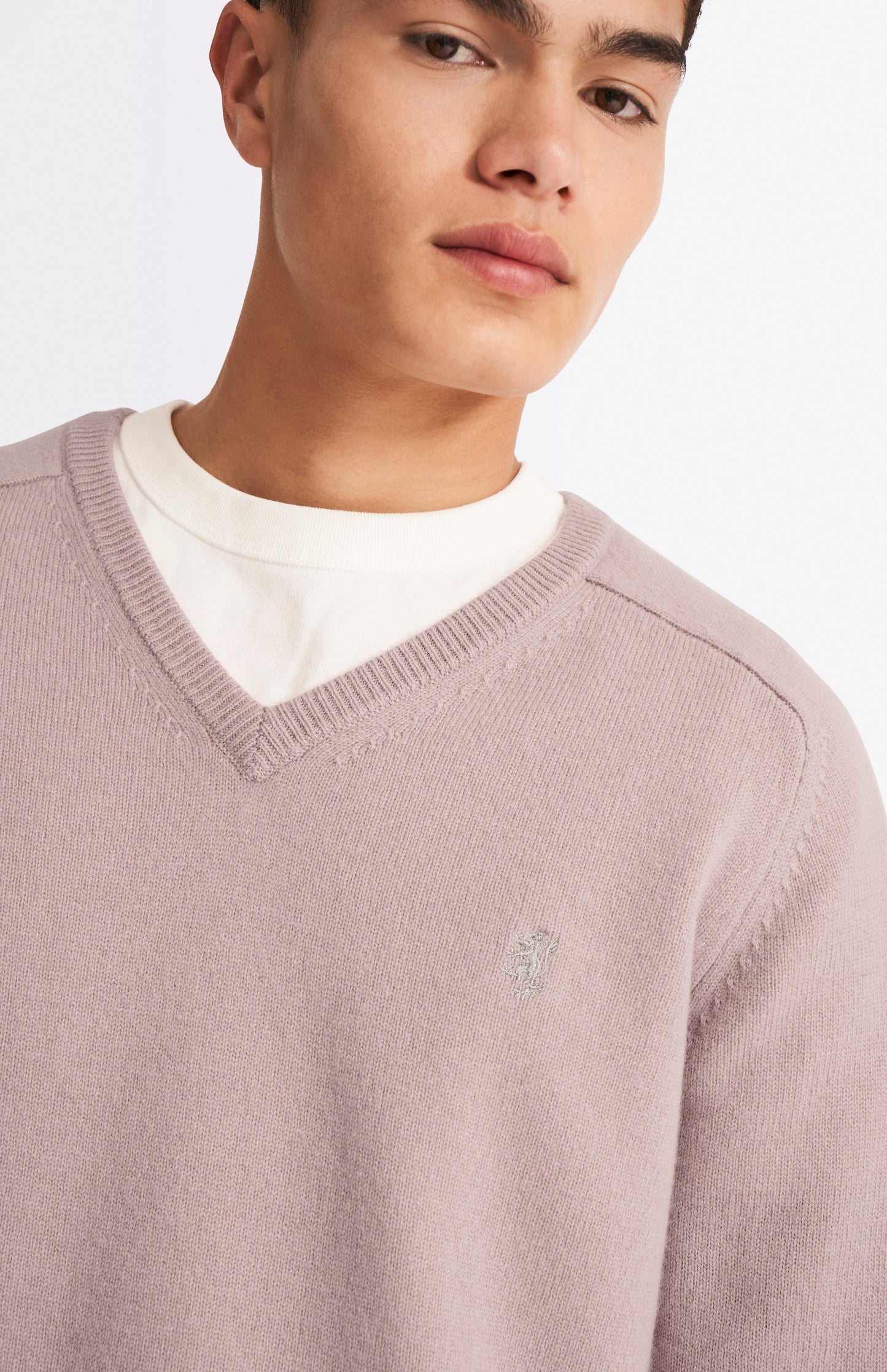 Pringle V Neck Lambswool Jumper in Dusty Pink with Contrast Tipping neck detail