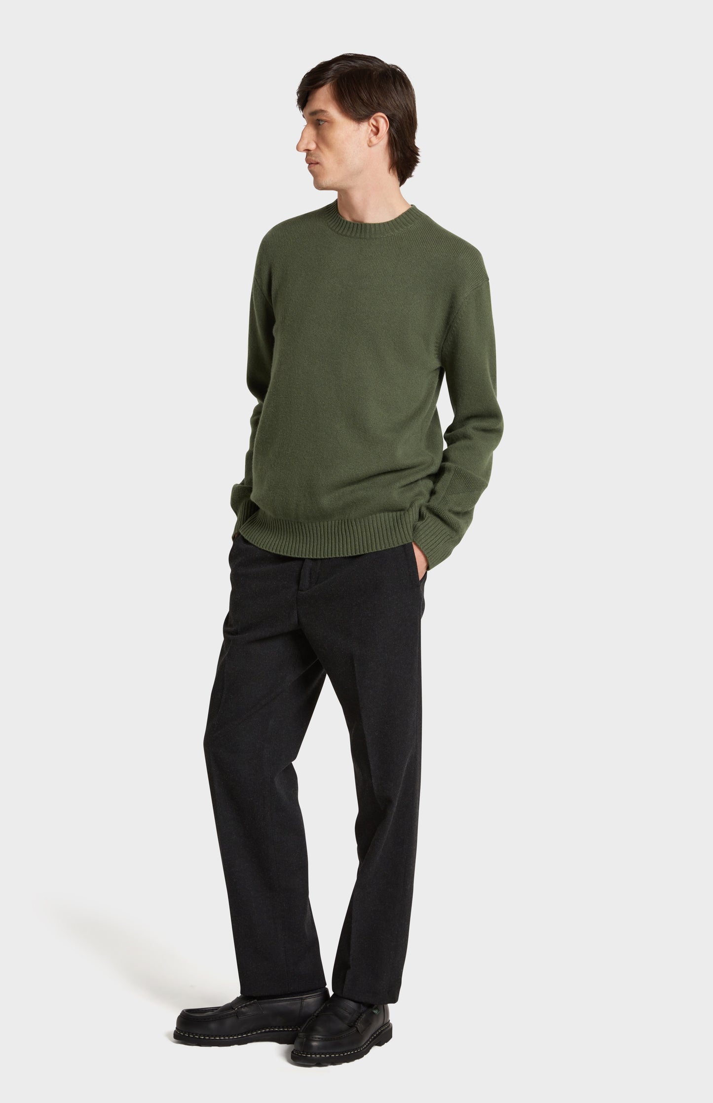 Full Look in Pringle of Scotland Chunky Crew Neck Cashmere Jumper in Green