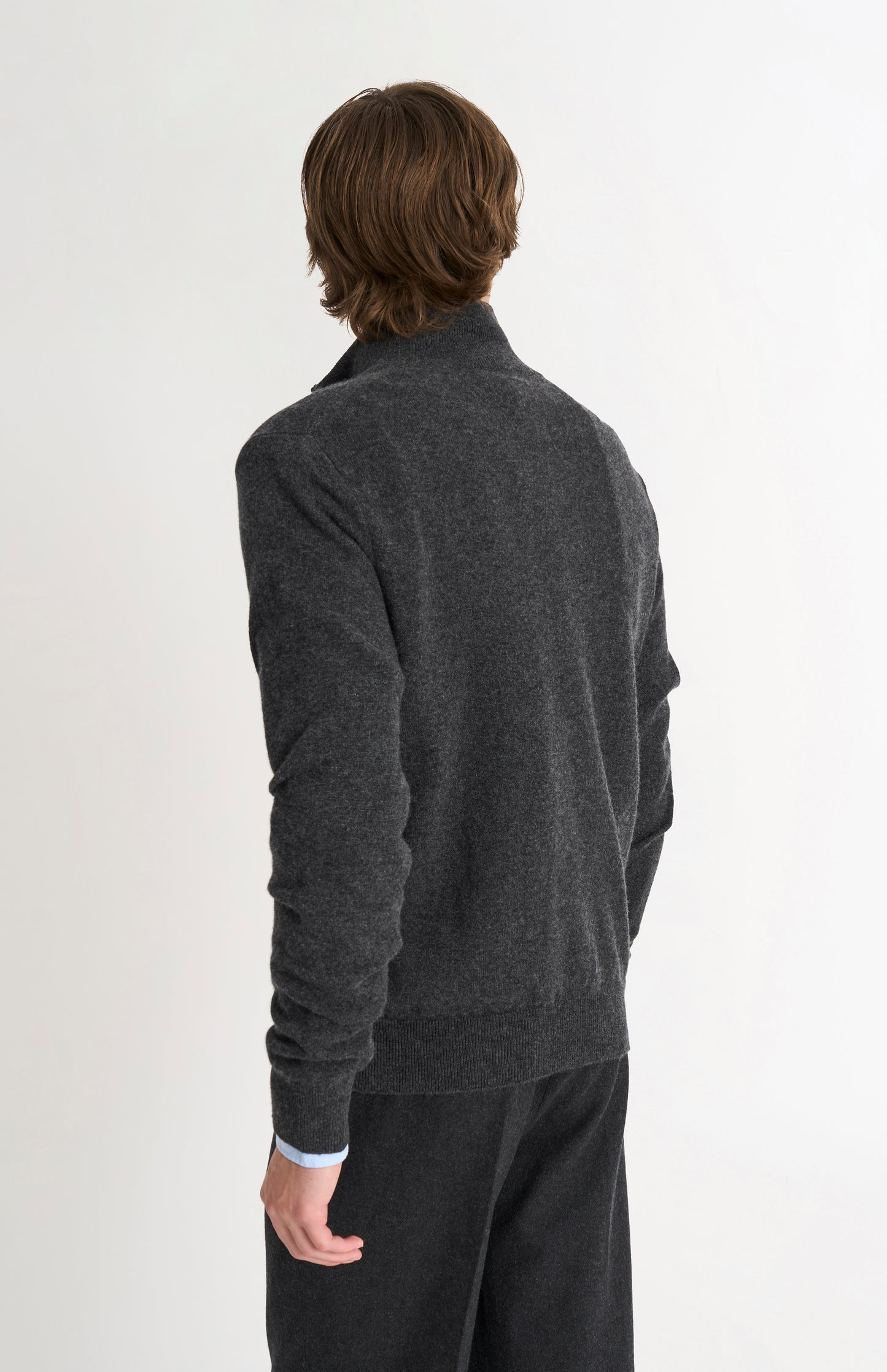 Pringle of Scotland Men’s Cashmere Qtr Zip Jumper In Charcoal Melange rear view
