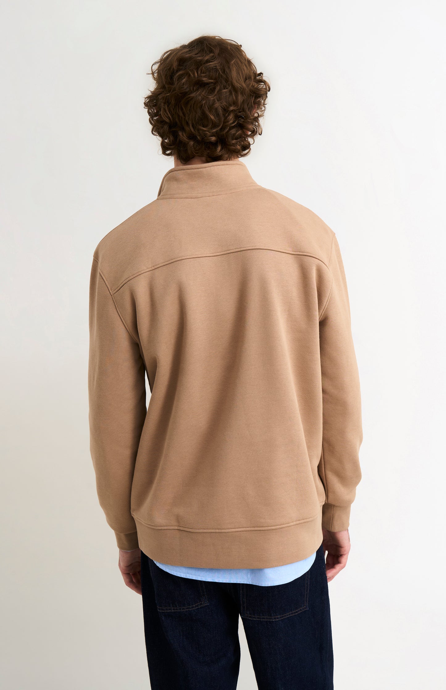 Pringle Men's Qtr Zip Track Jumper In Mushroom rear view