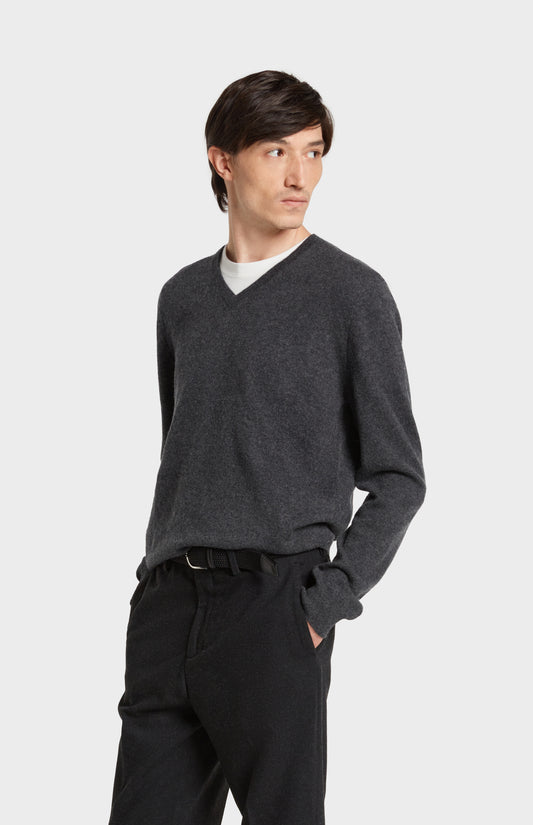 Pringle of Scotland V Neck Cashmere Jumper in Charcoal Melange on Model