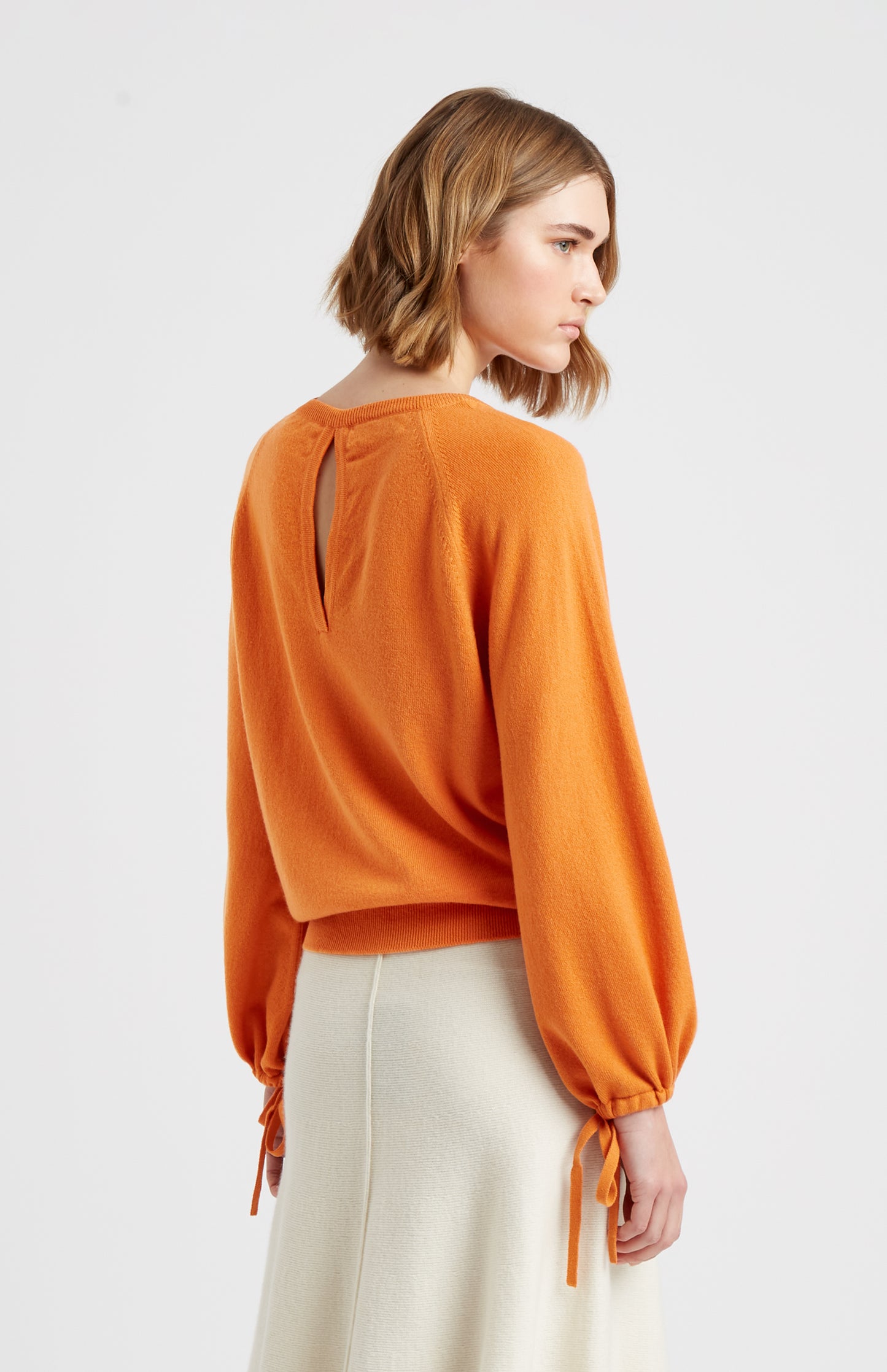 Pringle of Scotland Lightweight Round Neck Cashmere Jumper in Orange rear view